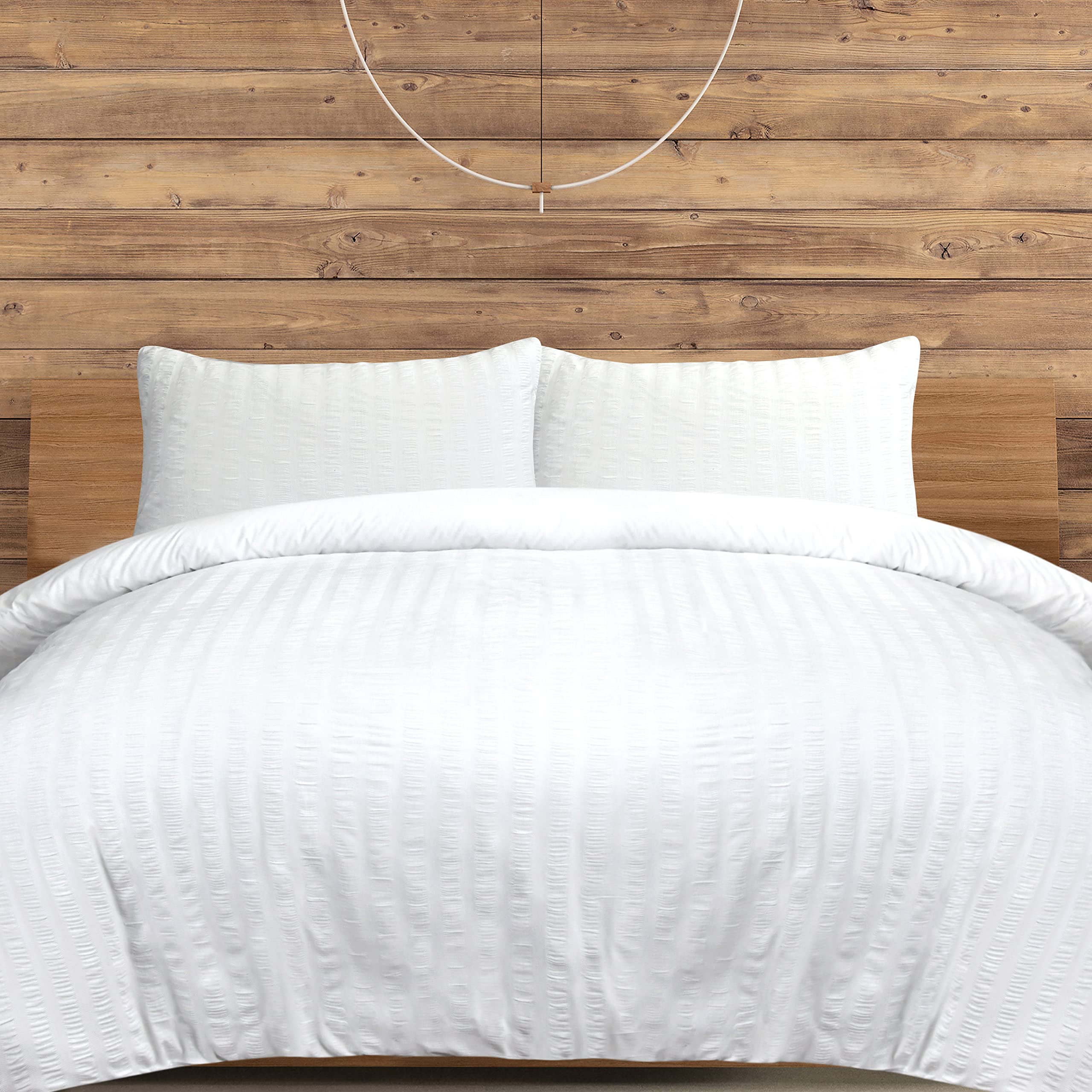 Sleepdown Classic Seersucker Luxury Pure Hotel White Easy Care Soft Cosy Ruffled Striped Duvet Cover Quilt Bedding Set with Pillowcases-King (220cm x 230cm), Polycotton