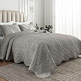 Auemtyn King Size Quilt Set, 3-Piece Lightweight All-Season Bedspread with Pillow Shams, Soft Breathable Microfiber, Reversible Pattern, Easy Care (Grey, Geometric Pattern) | Reversible design, Quilted construction, Machine washable, Skin-friendly feel, Everyday comfort