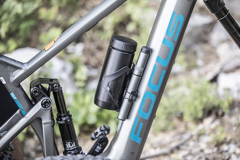 Cycling - Bote de herramientas para bicicleta de 630ml. Color Negro - Modelo Tools &Tubes BTL-18