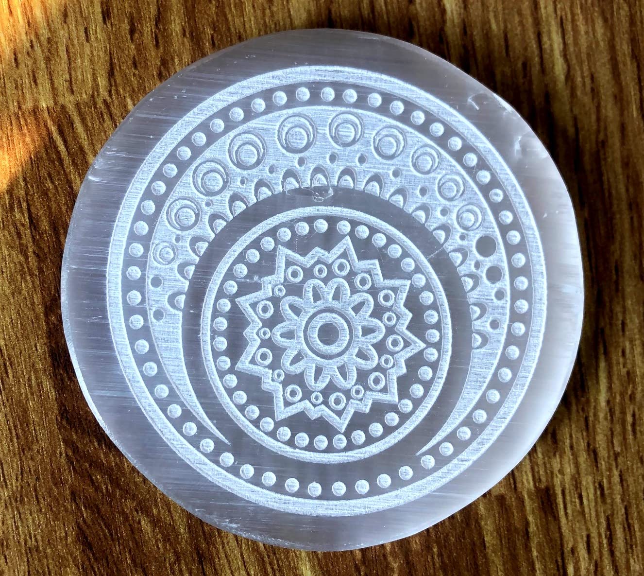 crystalmiracle Selenite 3" Round Etched Charging Reiki Plate Crystal Healing FENG Shui Gemstone Gift Positive Energy Peace Meditation Wellness Handcrafted