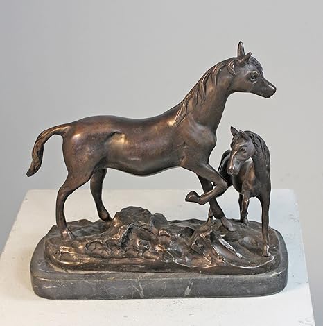 Amazon.com: a0797 caballo y potro de bebé estatua de bronce ...