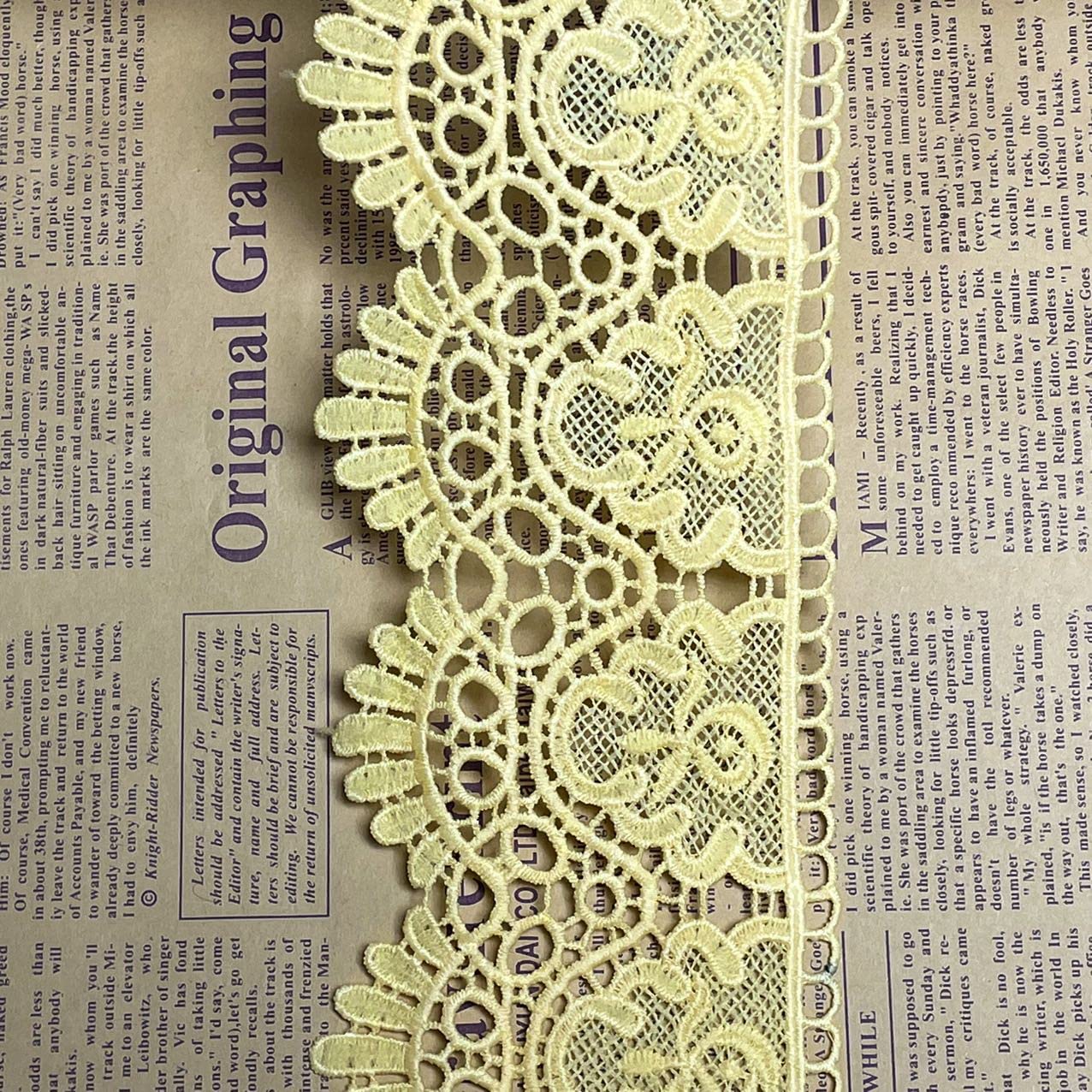 9CM Width Europe Crown Pattern Inelastic Embroidery Lace Trim,Curtain Tablecloth Slipcover Bridal DIY Clothing/Accessories.(4 Yards in one Package) (Yellow)