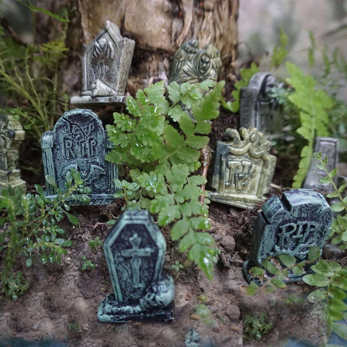 JOYIN Set of 12 Miniature Tombstones for Halloween Decorations : Garden & Outdoor