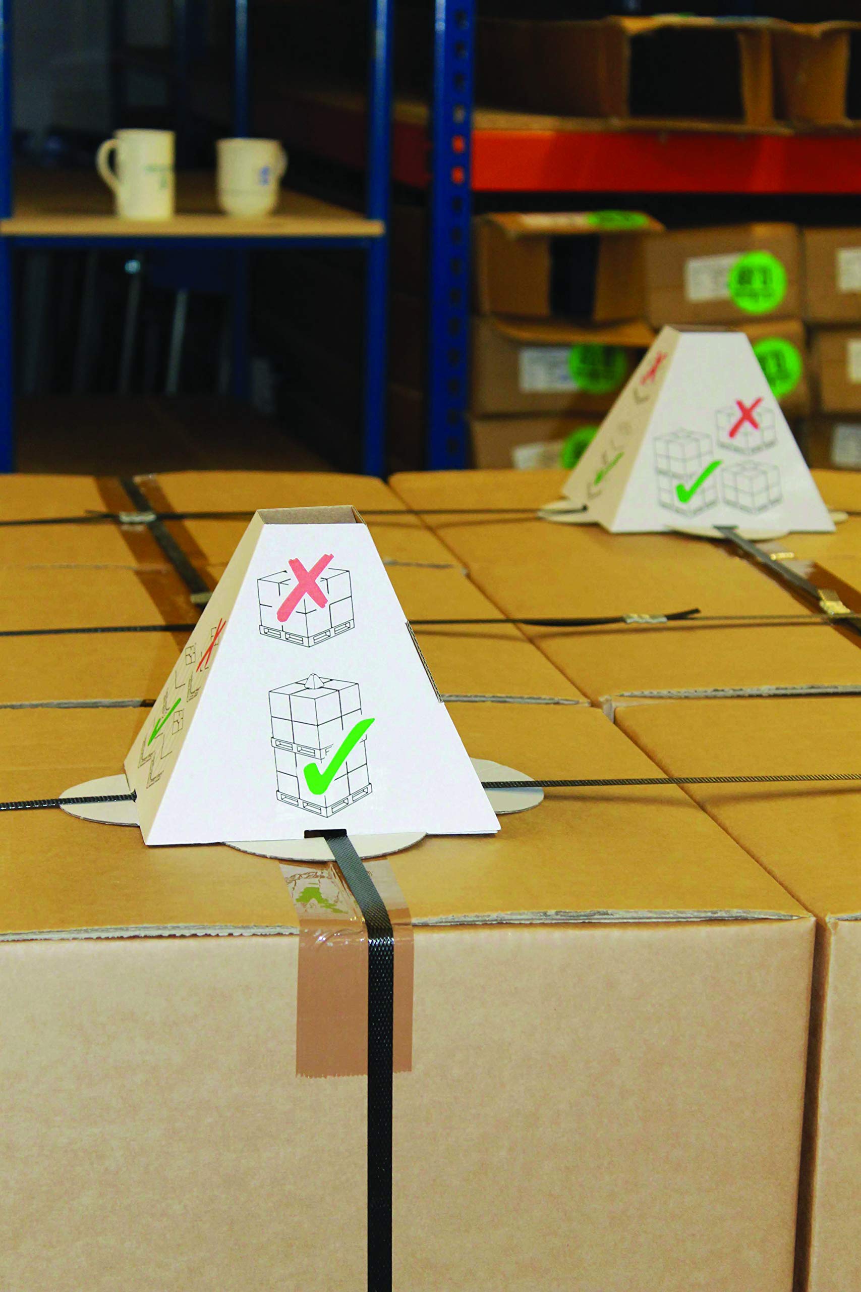 Pallet Topper 170x170x150mm cardboard pyramid