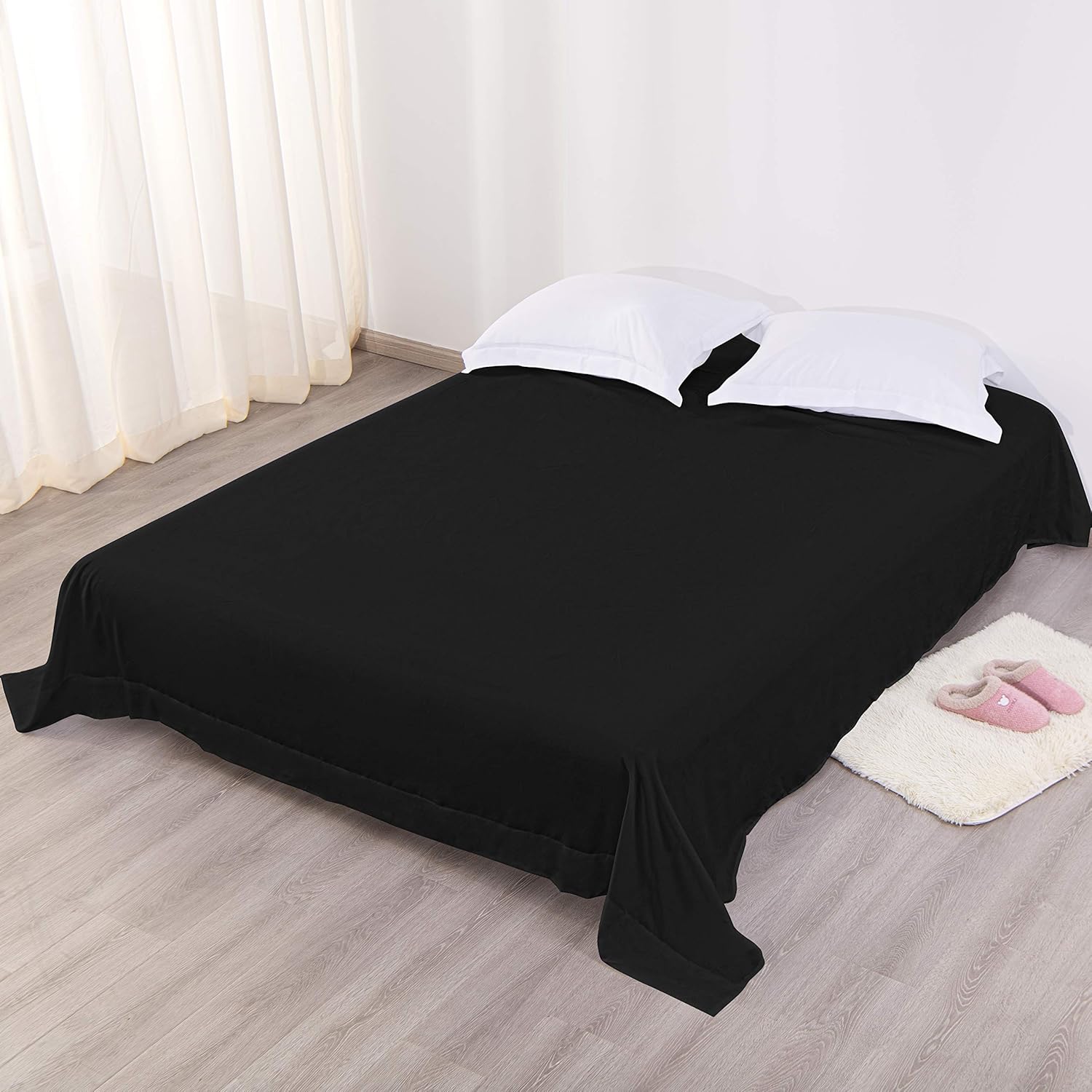 FLXXIE California King Size Flat Bedding Sheet, Ultra Soft Microfiber Bed Flat Sheet, Classic and Durable, Wrinkle, Fade, Stain Resistant, Black: Kitchen & Dining