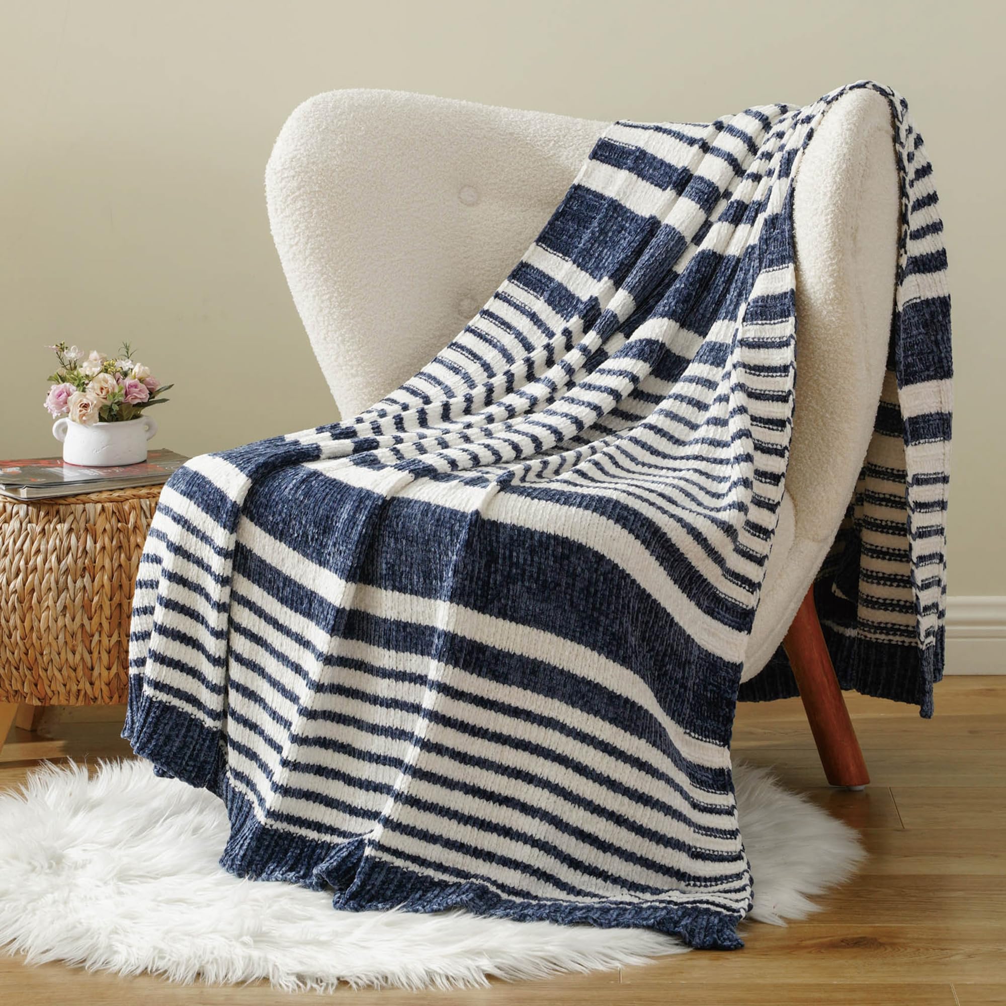 BATTILO HOME Navy and White Throw Blanket for Couch, Navy Blue Blanket, Super Soft Cozy Chenille Knit Throw for Sofa, Bed,Chair,130x170cm