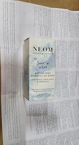 Neom Bedtime Hero Essential Oil Blend 10ml Chamomile Ylang Ylang Cedarwood view 5