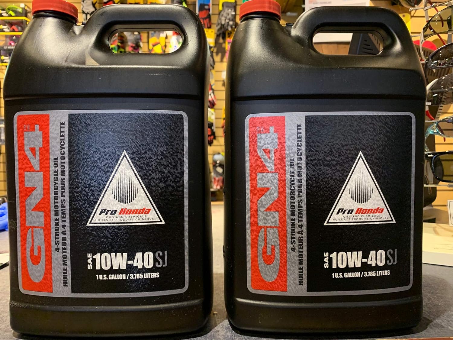 Honda Pro GN4 4Stroke Motor Oil 10W40 1 Gallon Twin