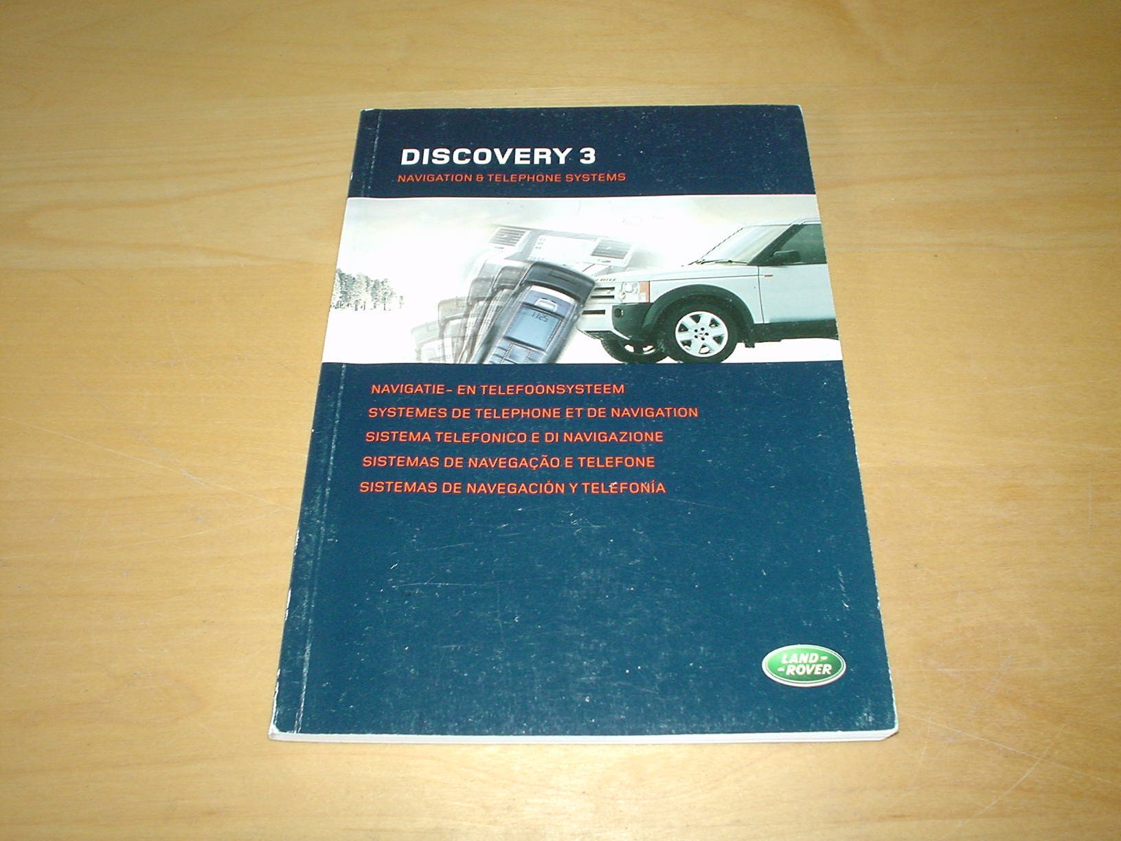 LAND ROVER DISCOVERY 3 - SATNAV OWNERS MANUAL HANDBOOK SATELLITE NAVIGATION  SYSTEMS - OWNER'S HAND BOOK MANUAL Paperback – 2005