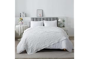Caressma Bedspread Pure White Queen Size, Vintage Cozy 3D Geometric Decorative Jacquard Coverlet, Super Soft for Couch and Bed, Travel Lightweight Quilt (90 x 90”)