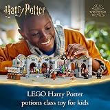 LEGO Harry Potter Hogwarts Castle Potions Class 76431 with 4 Minifigures view 2
