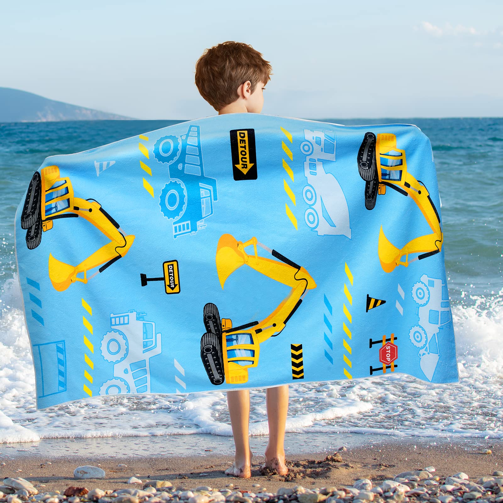 WERNNSAI Truck Kids Beach Towel for Boys - 76 x 150cm Truck Sand Free Swim Towels for Boys Bath Pool Camping Travel Towel Quick Dry Ultra Absorbent Super Soft Beach Blanket Bath Shower Towel