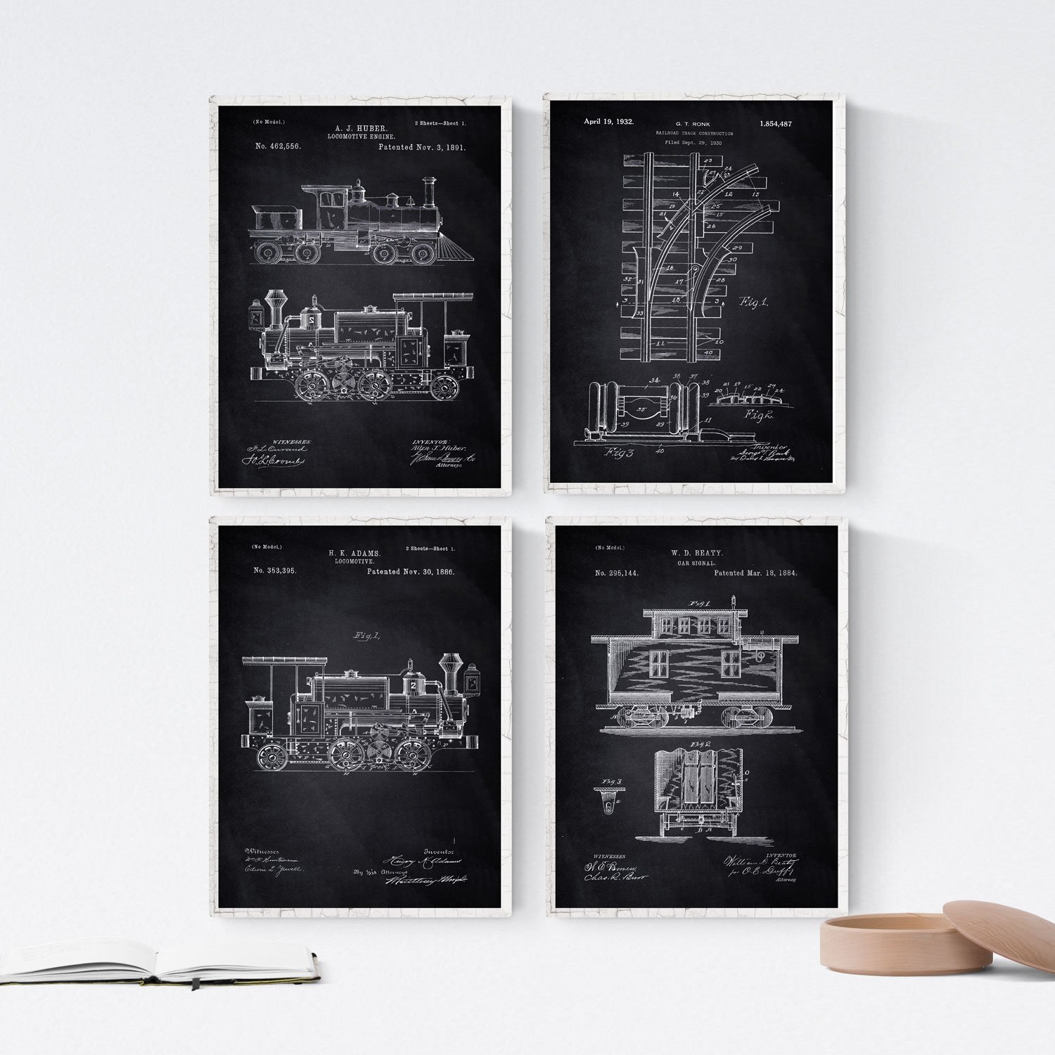 Nacnic BLACK - Pack of 4 sheets with PATENTS RAILWAY. Set posters with inventions and old patents. Choose the color you like. Printed on 250 grams