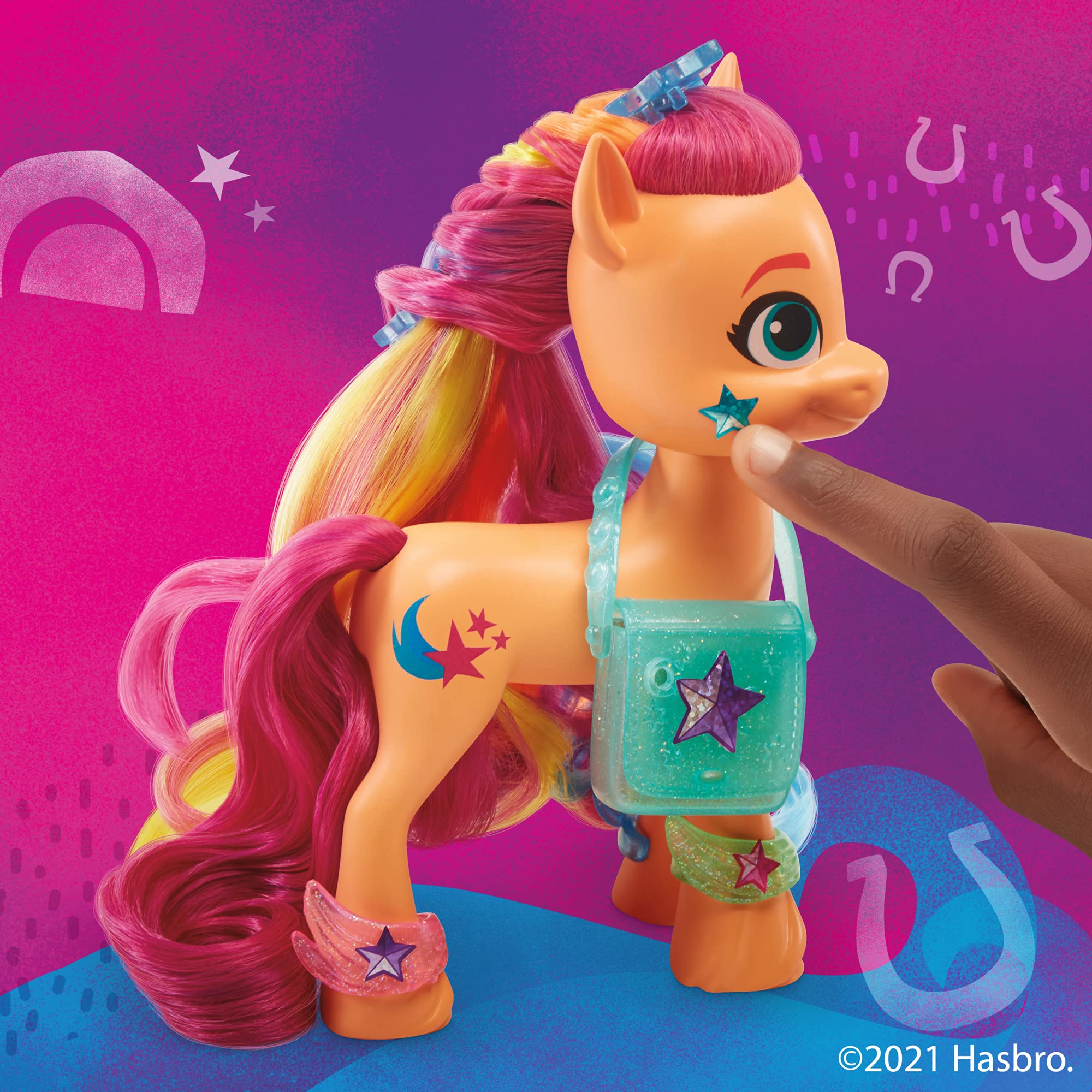 My Little Pony: A New Generation Rainbow Reveal Sunny Starscout - 6-Inch Orange Pony Toy with Surprise Rainbow Braid and 17 Accessories