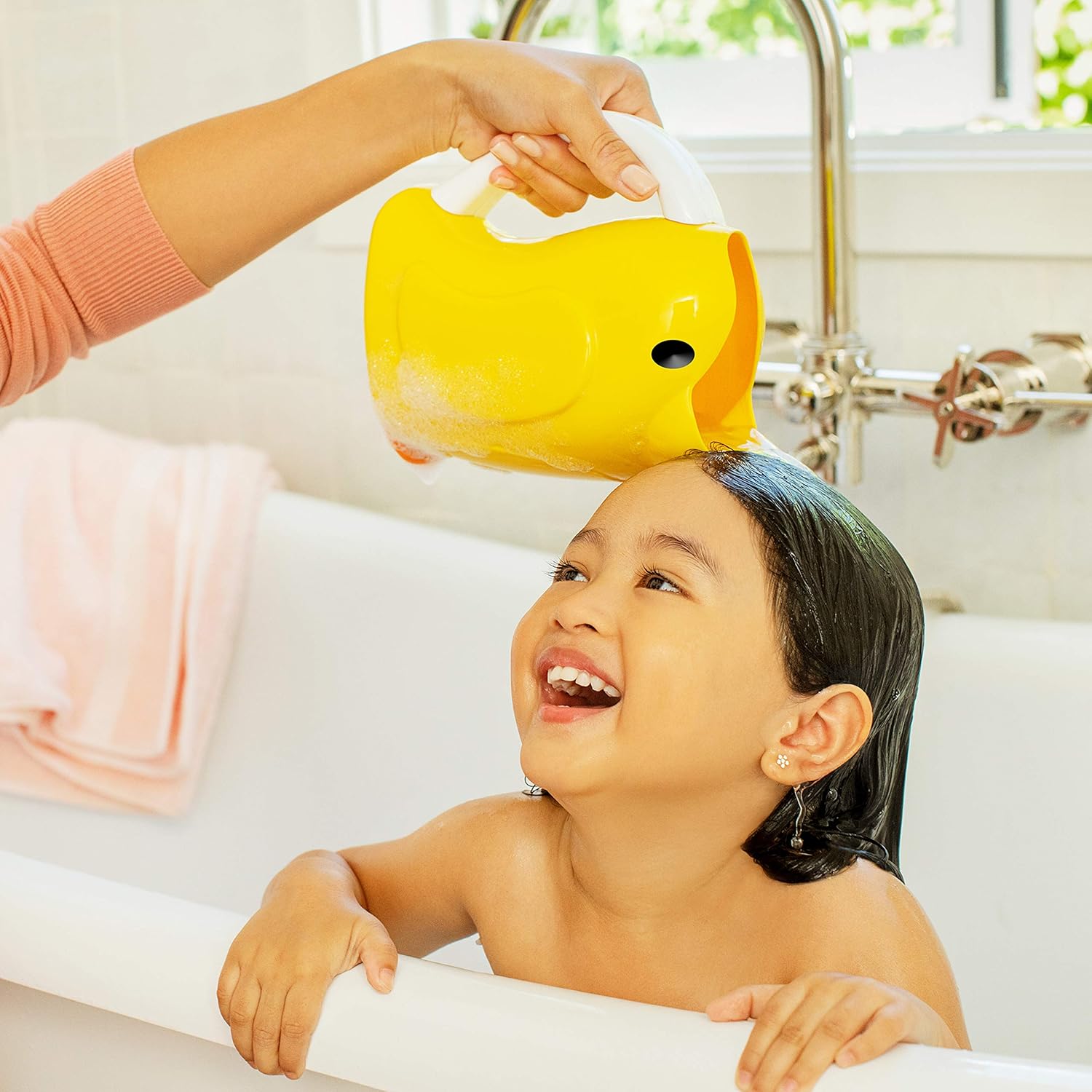 Munchkin Duckling Bath Rinser, Yellow : Baby