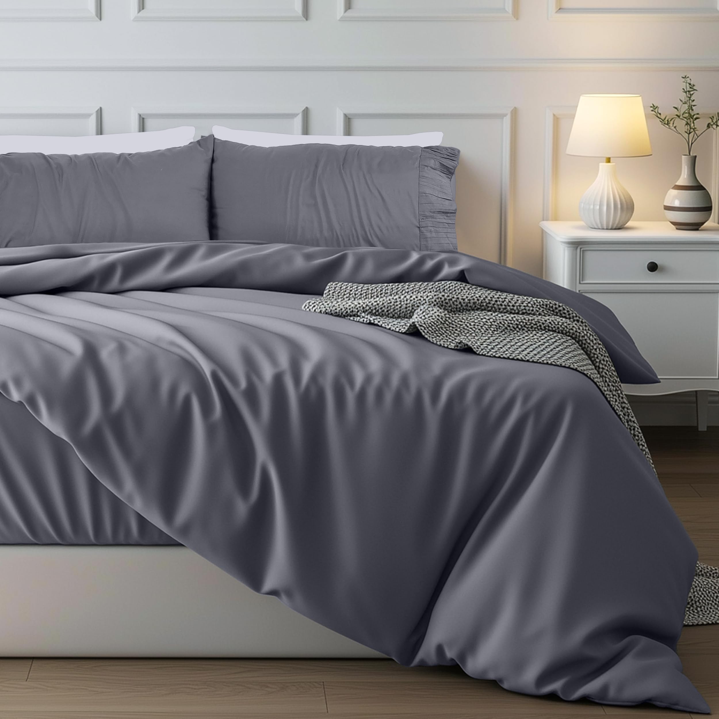 Utopia Bedding Double Duvet Cover Set – Duvet Cover with Ruched Hem Pillow Cases – Soft Microfiber Polyester – Decorative Duvet Set (Grey)