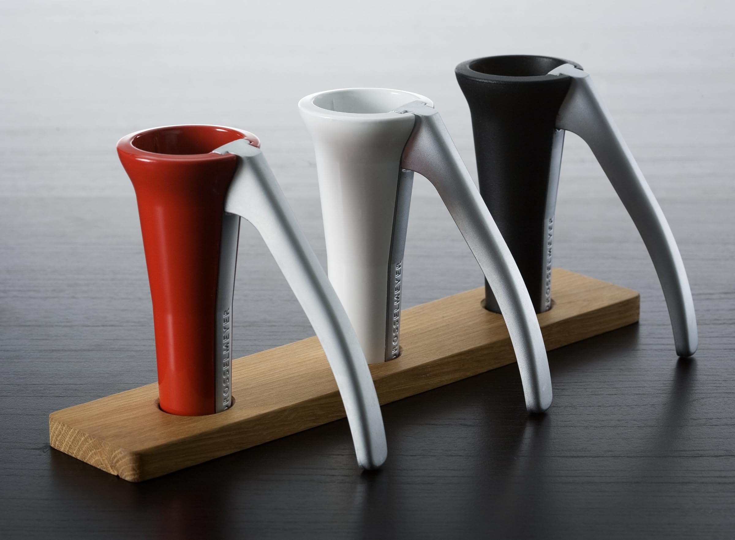 Made In Sweden Walnut, makadamianattu, and More. Overseas and talking Nut Cracker (International Patented) imported goods