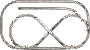 Amazon.com: Lionel Trains Deluxe FasTrack Pack Layout 4 : Arts, Crafts ...