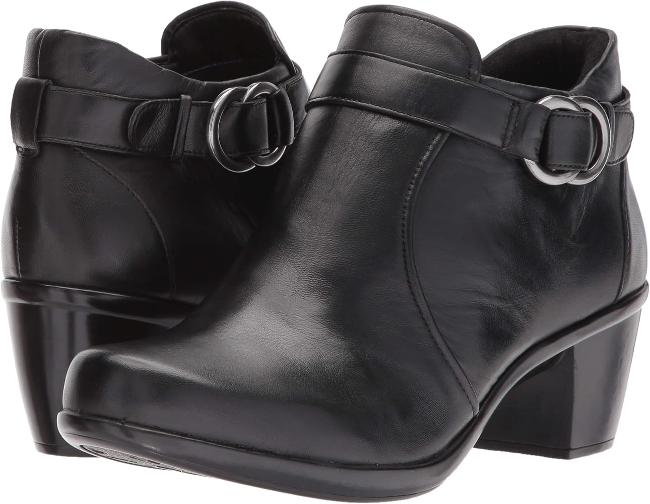 naturalizer elisa ankle boot