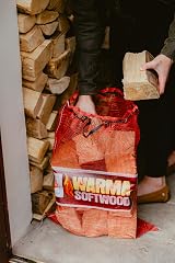 Warma Softwood Firewood Logs 75L Kiln Dried Easy to Light 3 x 25L Nets view 7