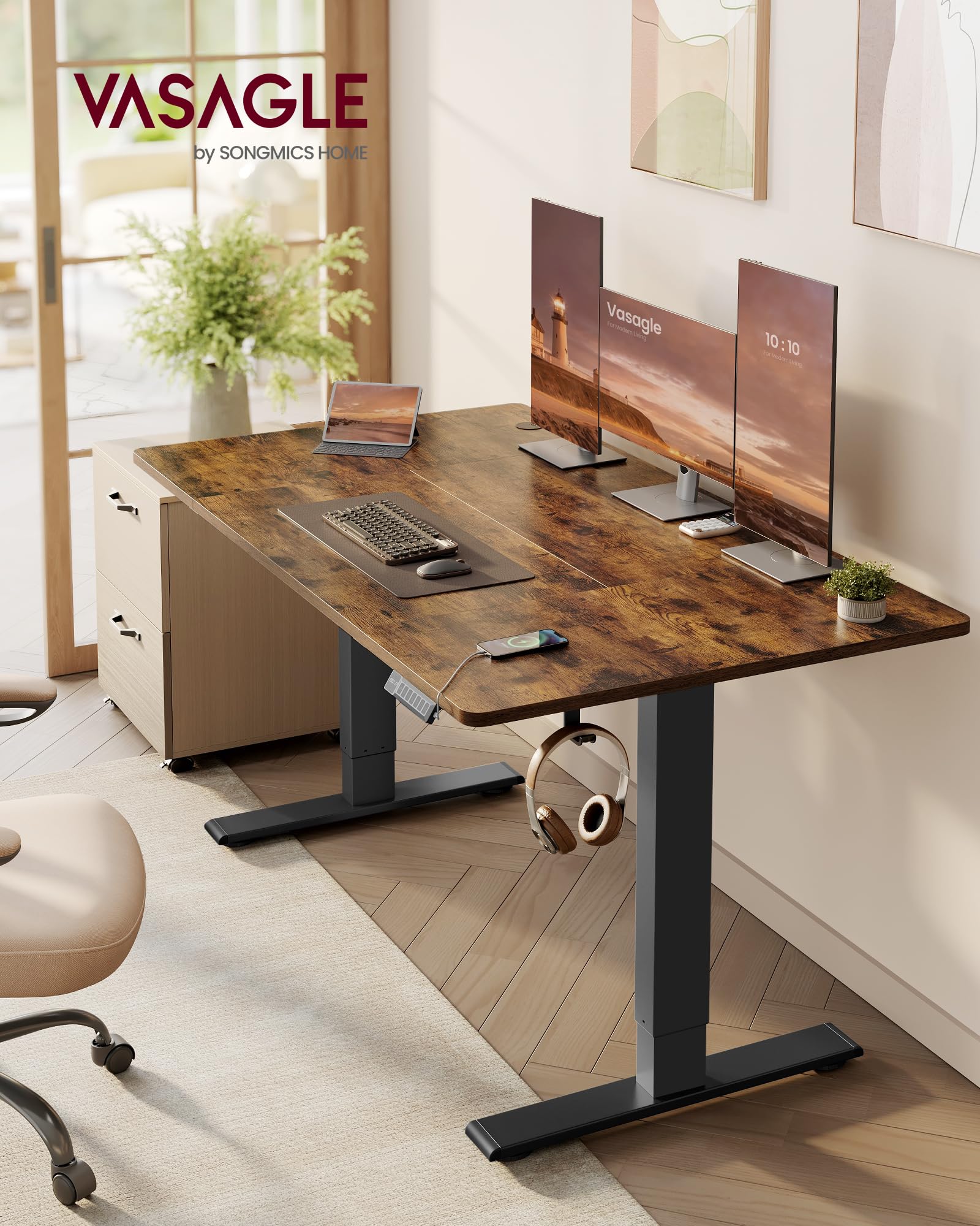 VASAGLE Höhenverstellbarer Schreibtisch, 140 x 80 cm, USB-C-Anschluss, Ablage für Steckdosenleiste, Stehtisch, Erinnerung bei langem Sitzen, 3 Speichertasten, für Büro, vintagebraun LSD144KD02 2