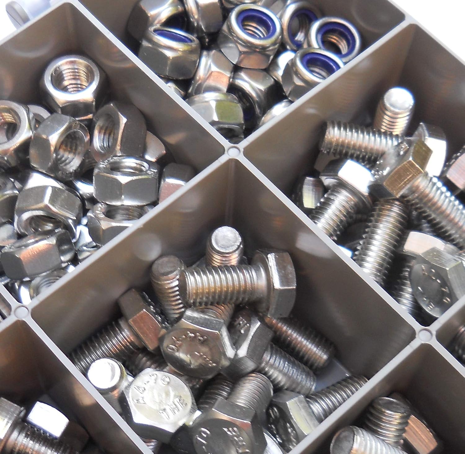 Set of 225 Assorted M8 Hex-Head Set Screws/Bolts, Nuts and Washers -DIN 933- A2-70 (304 Grade) Stainless Steel - Image 3