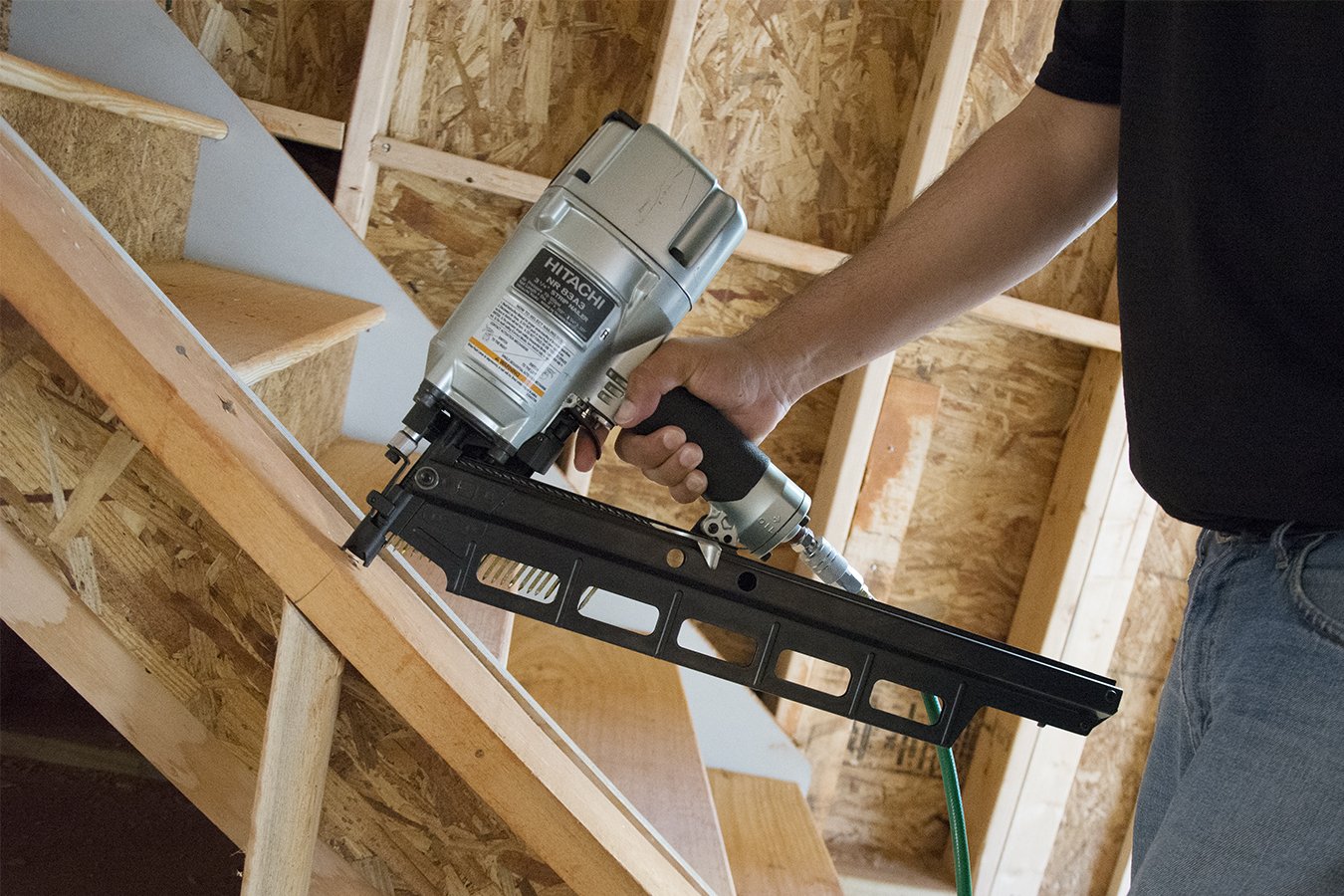 Купить Hitachi Framing Nailer в интернетмагазине Amazon с доставкой из