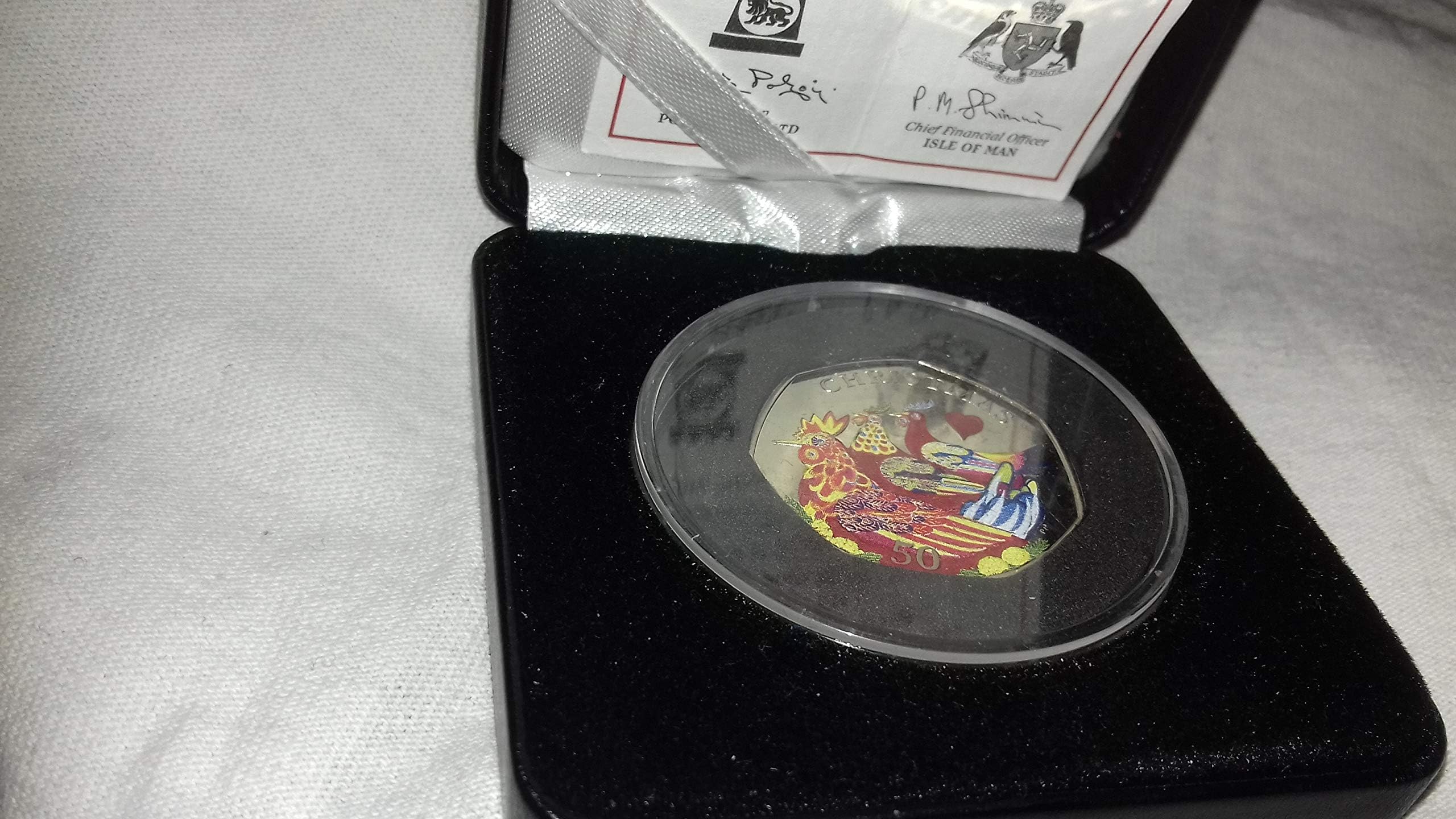 2007 IOM Xmas Isle of Man Christmas Colored THREE FRENCH HENS Scarce 50p Coin - UNC & COA