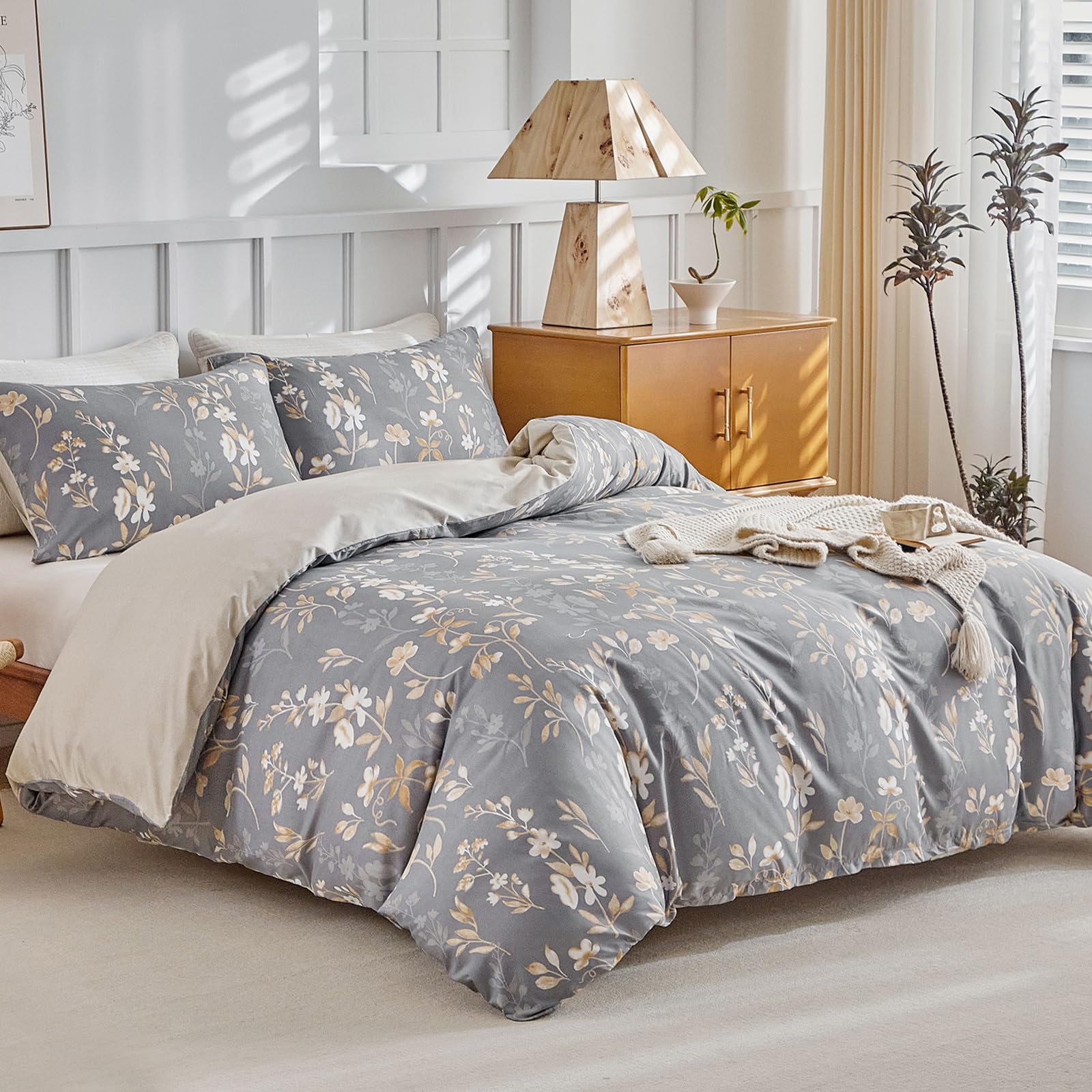 Tokokimo King Size Duvet Cover Sets Bedding Set Reversible, Gold Floral Duvet Cover Set with Pillow Cases, Gifts for Mom Sister Bedroom Decor (Flowers, Grey, Kingsize 230x220 cm)