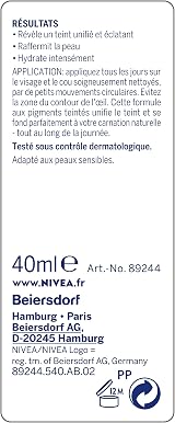 Nivea Vital Soy Anti-Ageing Intensive Care Tint Light-Medium SPF 15 40ml Face view 5