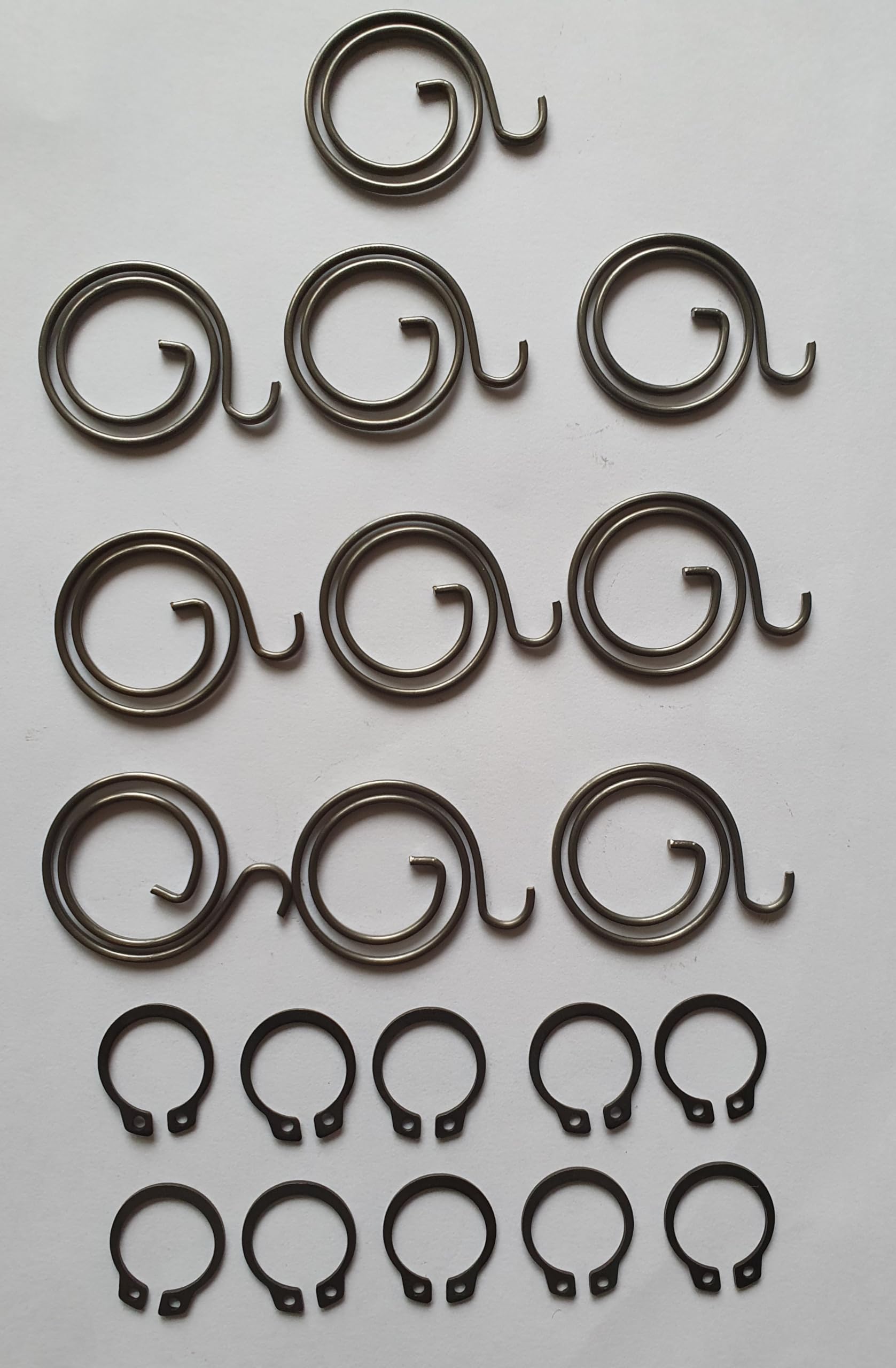 Door Handle Repair Kit Includes 10 Springs and 10 Circlips Widespread Fit for Doors Home and Office Easily Replace Coil Springs with Circlip Pliers (2 Turns, 1.8mm Thick)