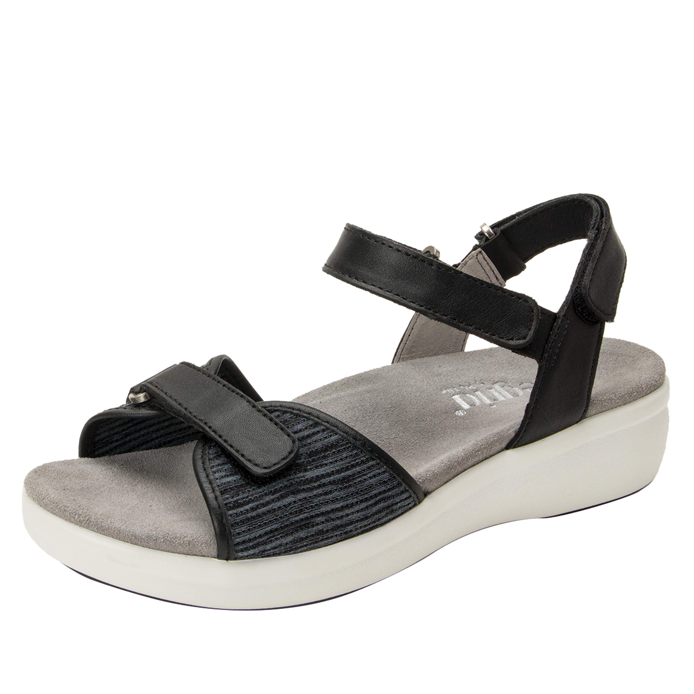 TRAQ by Alegria Qali Womens Smart Walking Shoe