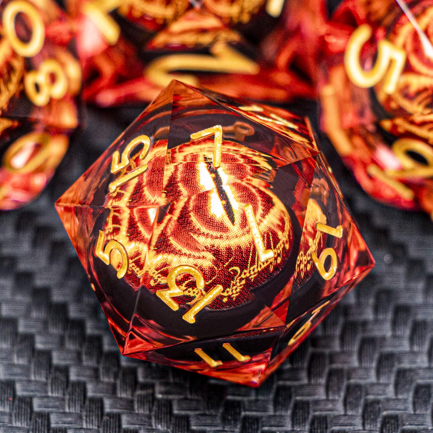 ARUOHHA Gazes Eye Dice DND Resin Dice Liquid Core Flaming RPG Sharp Edged Dice Set with Gift Box, Red Polyhedral D and D Dice Set Compatible with Dungeons Dragons Role Playing Game D20 D12 D10 D8 D6