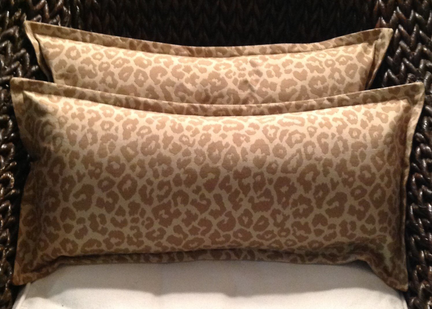 Amazon Com 12 X 24 Lumbar Pillow Covers In Leopard Weave Design