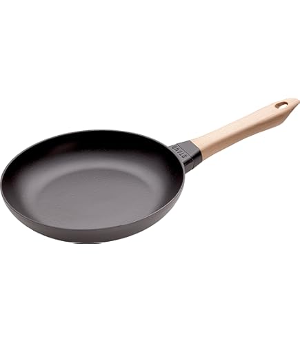 Amazon.com: Staub Frying Pan with Wooden Handle Diameter 20 cm