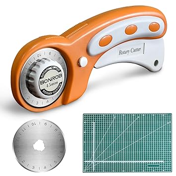BONROB Rollschneider für Stoff Rollschneider Set und Schneidematte A3 45 x 30 cm Das scharfe Rundklingen Rollmesser schneidet Immer leicht und präzise BO004 (Klinge Ø 45 mm)