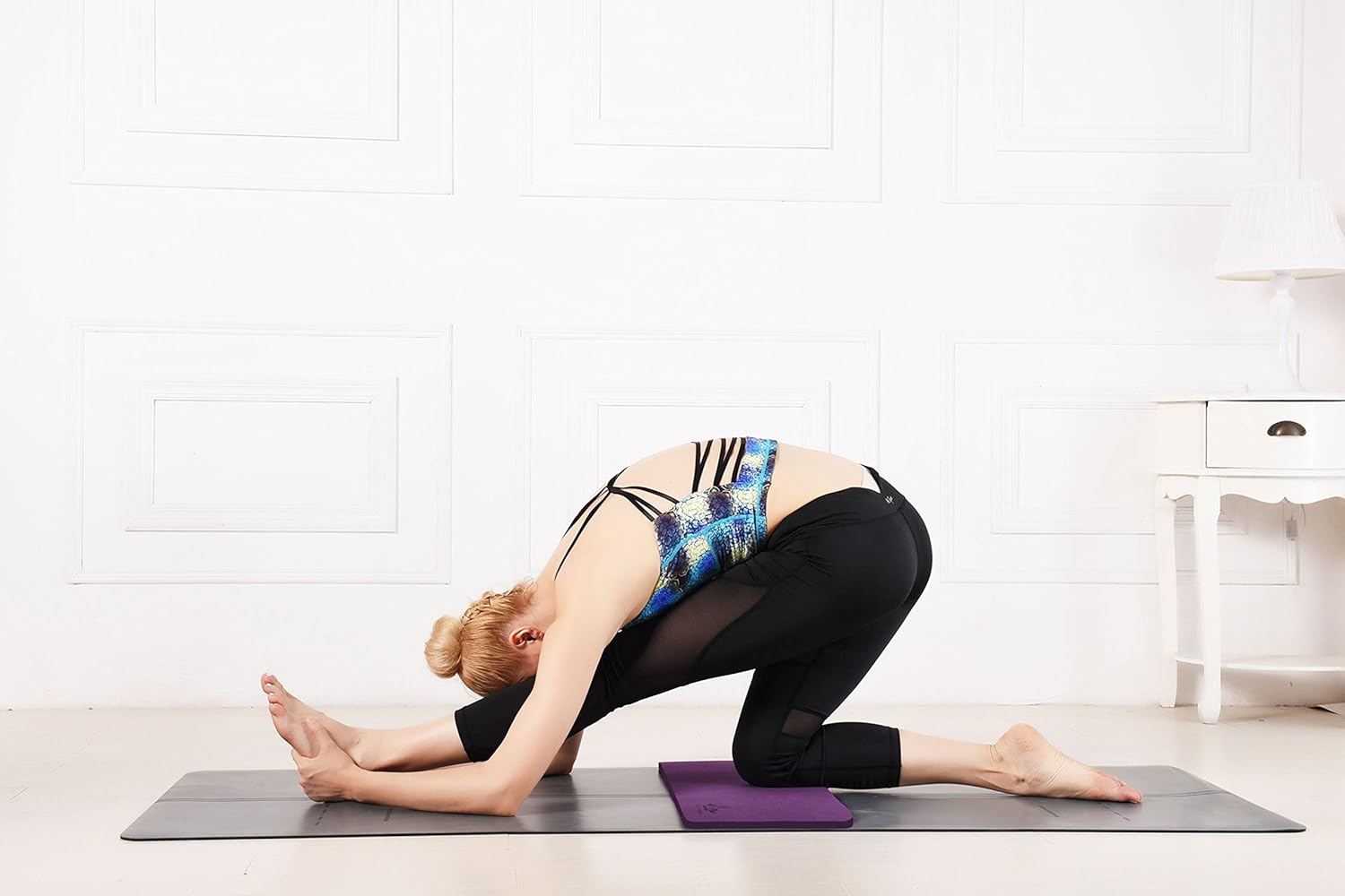 Heathyoga Yoga Knee Pad, Great for Knees and Elbows While Doing Yoga and Floor Exercises, Kneeling Pad for Gardening, Yard Work and Baby Bath. 26"x10"x½ : Sports & Outdoors