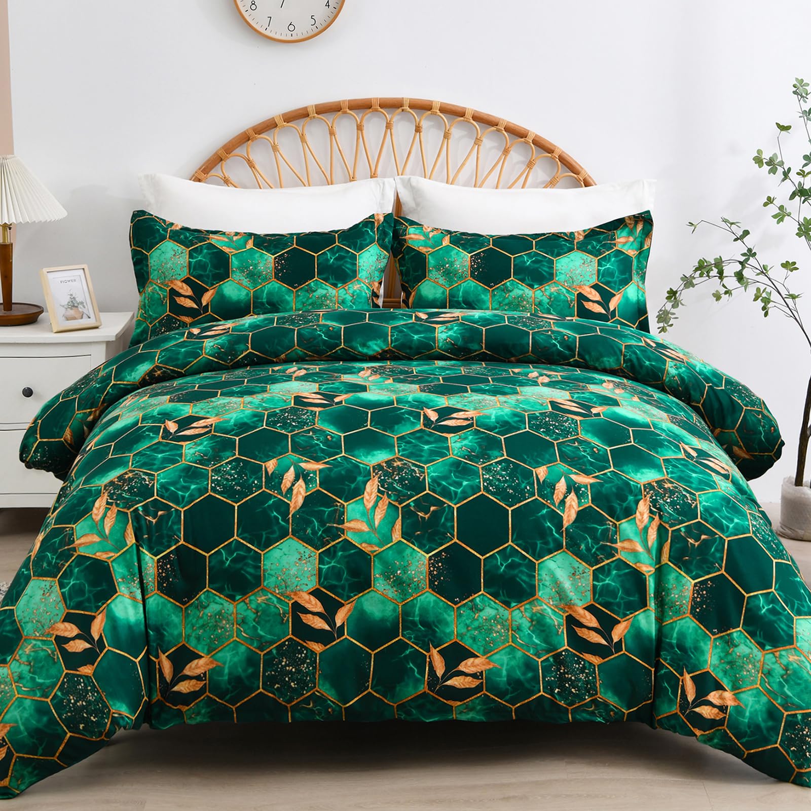 DJY Green Geometric Duvet Cover Golden Leaves Reversible Bedding Set, Soft and Breathable Lightweight Duvet Sets 3 Pieces With Zipper Closure (Double, 200x200cm) — image 1