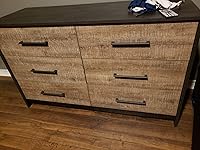 Review Image by Trisha L. Trisha L.