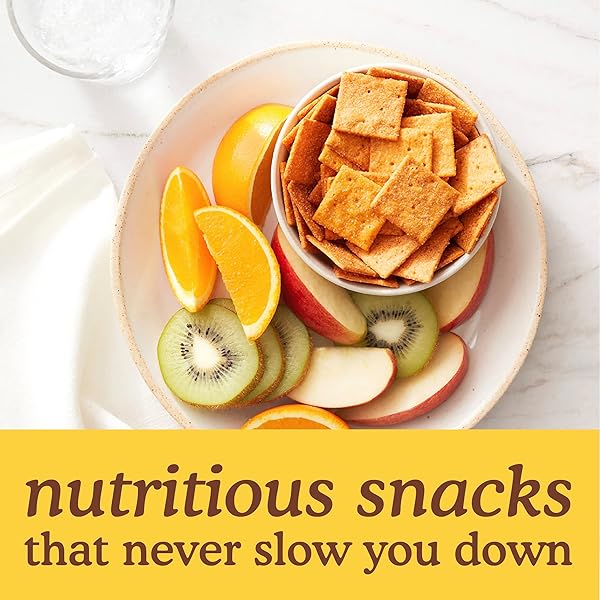 SIMPLE MILLS ALMOND FLOUR CRACKERS, FARMHOUSE CHEDDAR – GLUTEN FREE, HEALTHY SNACKS, PLANT BASED, 4.25 OUNCE (PACK OF 1)