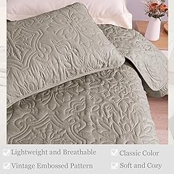 Whale Flotilla 3 Piece King Size Quilt Set, Soft