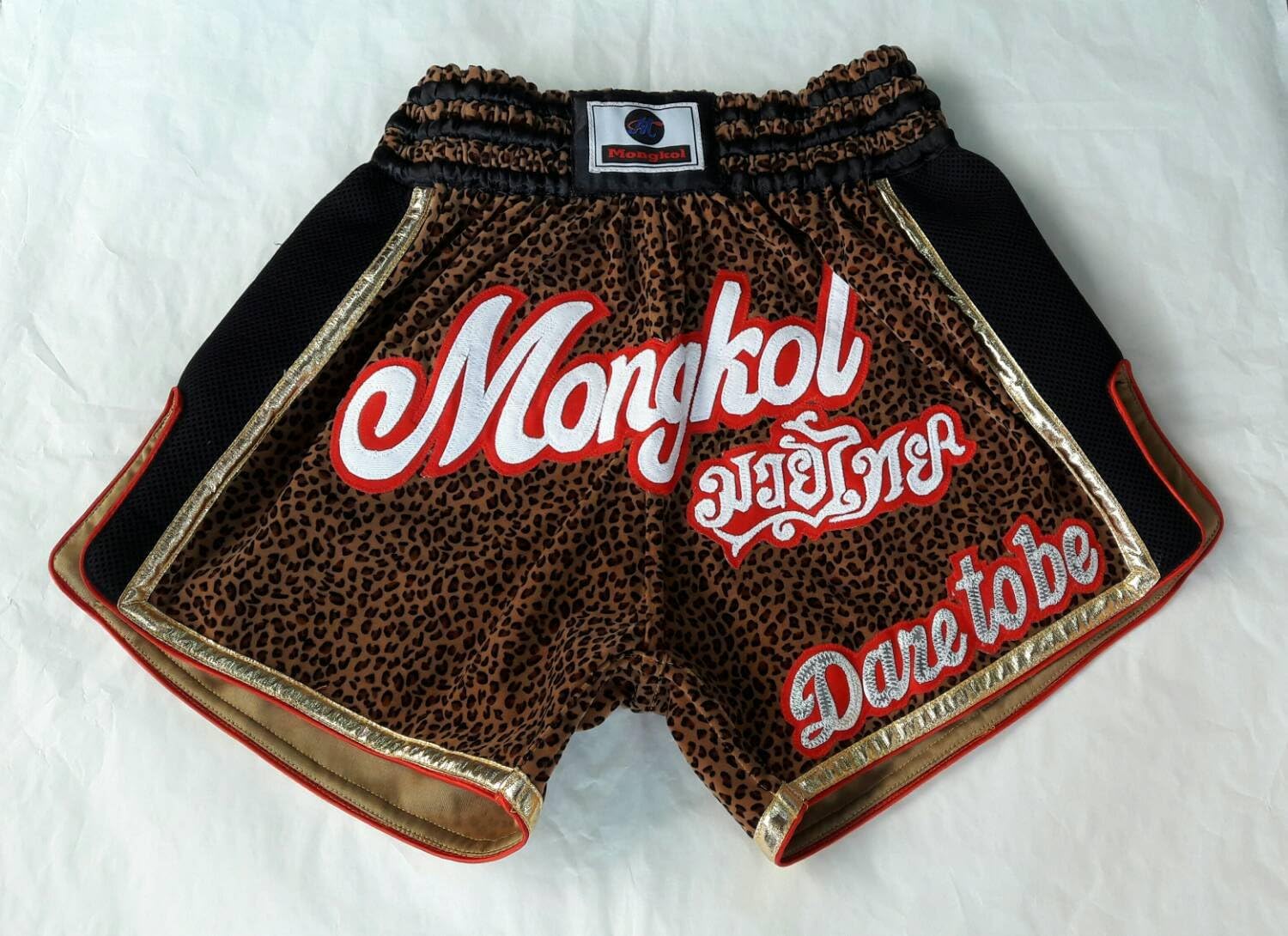 Mongkol Muay Thai - Shorts Cheetah Dare to Be