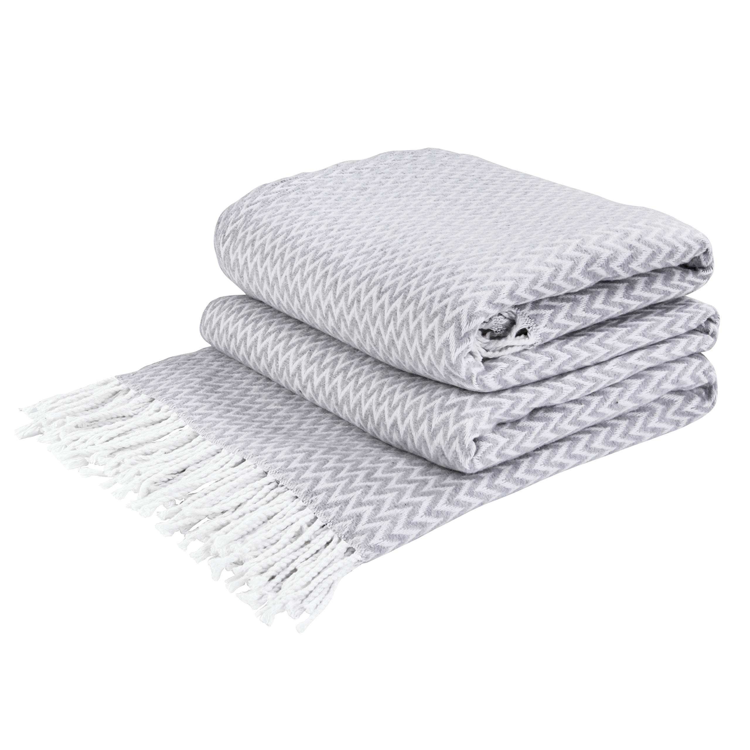 LYHome Cotton Blanket - Soft Throw for Sofas, Bed & Couch. Cosy Outdoor Blankets for Travel, Picnic & Camping. Settee Throws for Armchairs, Garden Furniture (55x79 in, 140x200cm, Grey - White Chevron)