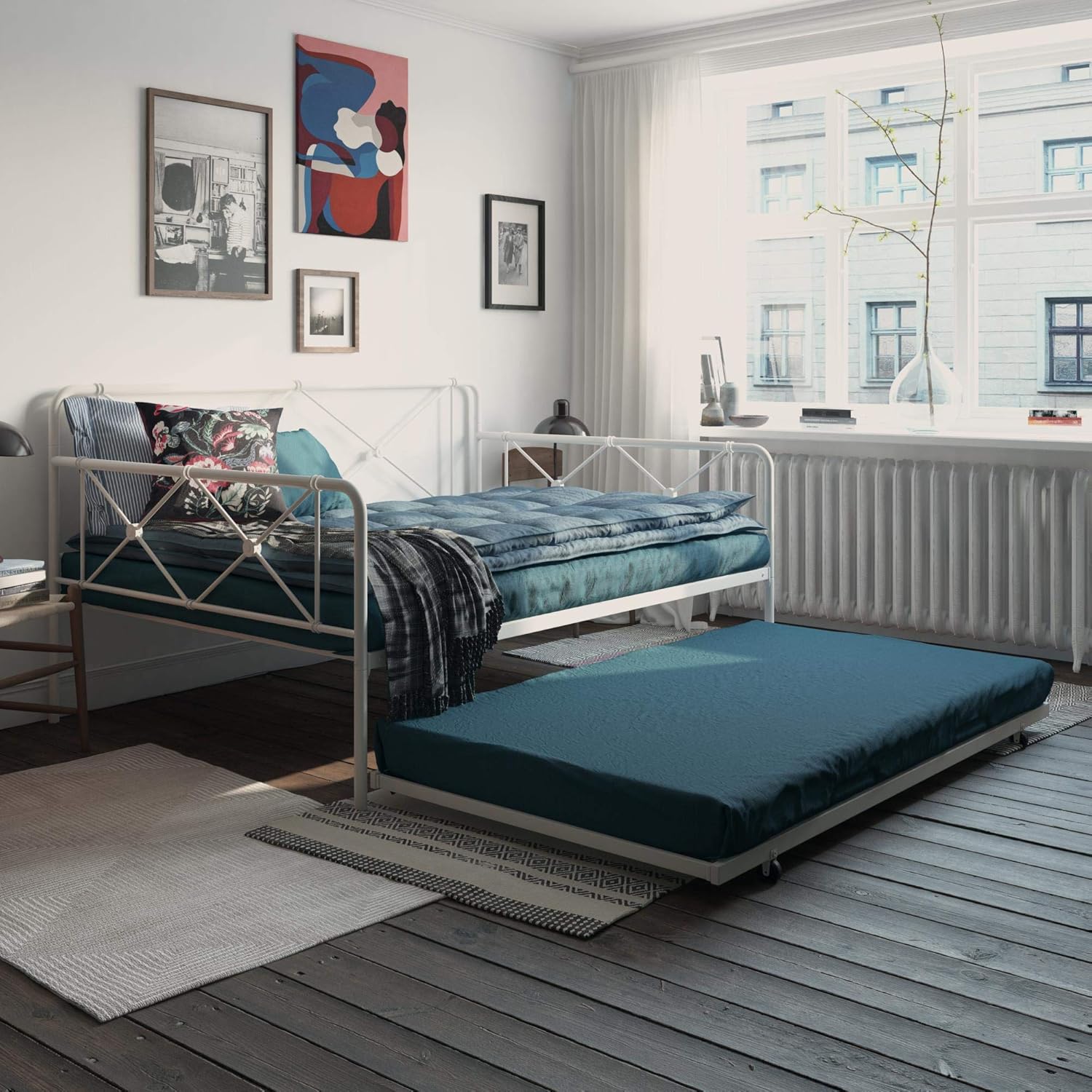 REALROOMS Ally Metal Farmhouse Daybed with Trundle, Sturdy Secured Steel, Full, White