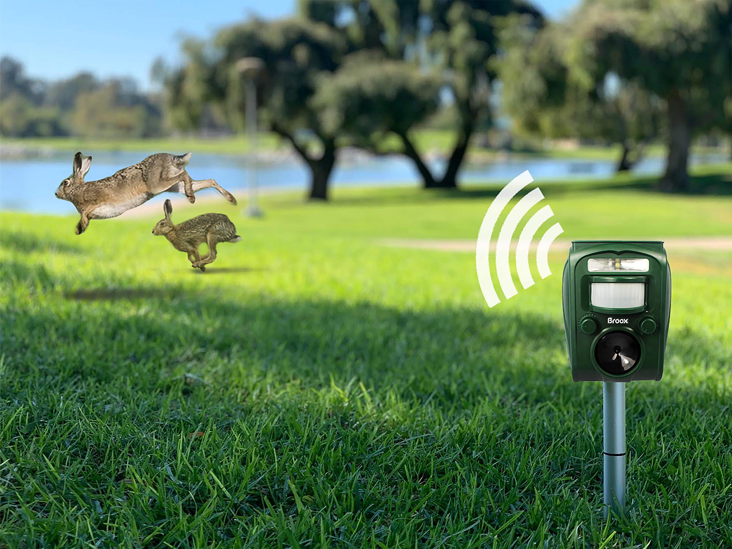 Broox 2025 Upgraded Solar Animal Repellent, Cat Repellent Outdoor, Squirrel Repellent, Deer Repellent, Ultrasonic pest Repeller, IP65 Waterproof, Motion Detection, Dog, Raccoon, Skunk, Rabbit, Rodent