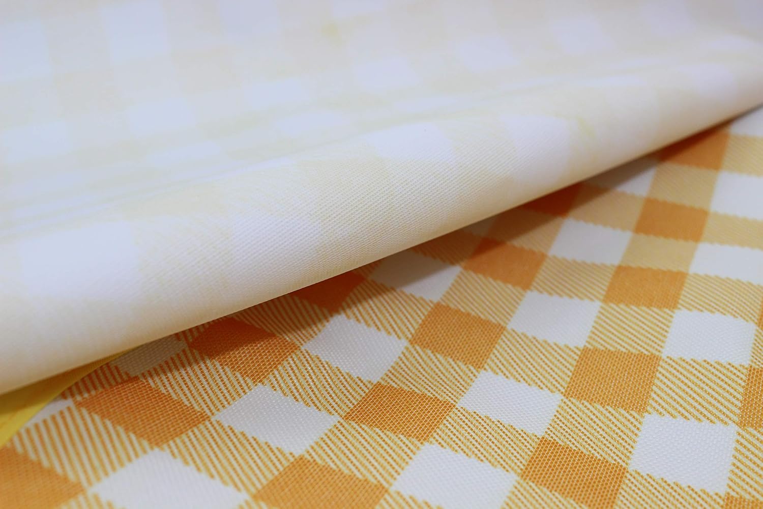 Portable Picnic Blanket, Waterproof, Sandproof and Easy to Clean Beach Mat, Classic Grid Picnic Mat, Suitable for Family Camping in Spring, Summer, Autumn and Winter, 79″×57″ (Yellow) : Garden & Outdoor