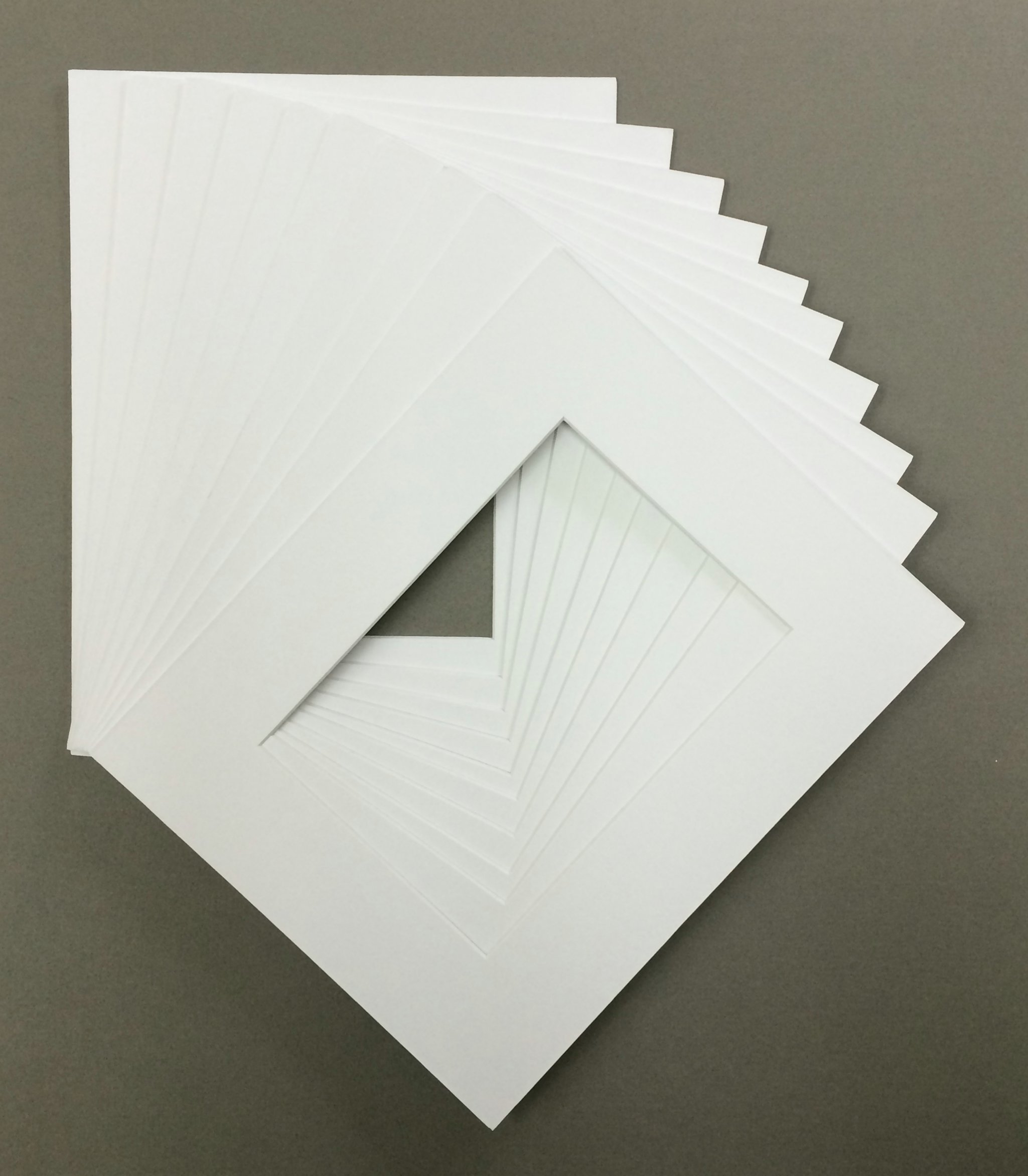 18x24 White Picture Mat With White Core - Bevel Cut For 12x18 Photo Display