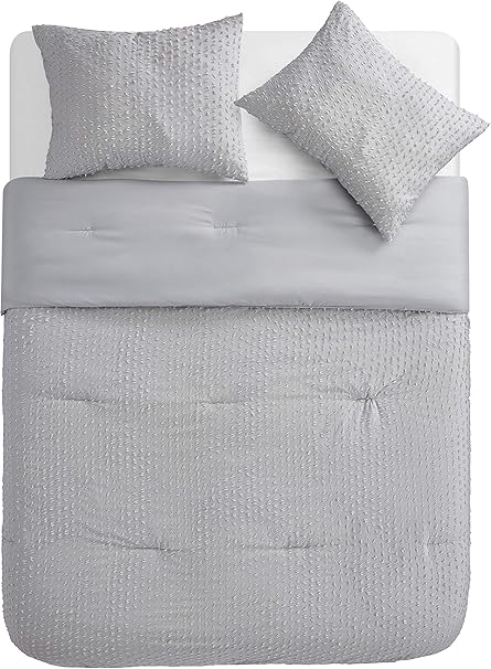 Amazon Com Tahari Home Vee Bedding Collection Luxury Ultra Soft Comforter All Season Premium 3 Piece Set Modern Chic Clip Jacquard Designed For Home Hotel Decor King Grey Home Kitchen