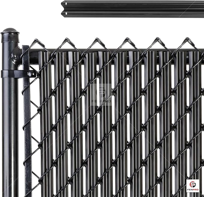Amazon Com Chain Link W Shape Bottom Lock Fence Slats 8 Ft Black Garden Outdoor