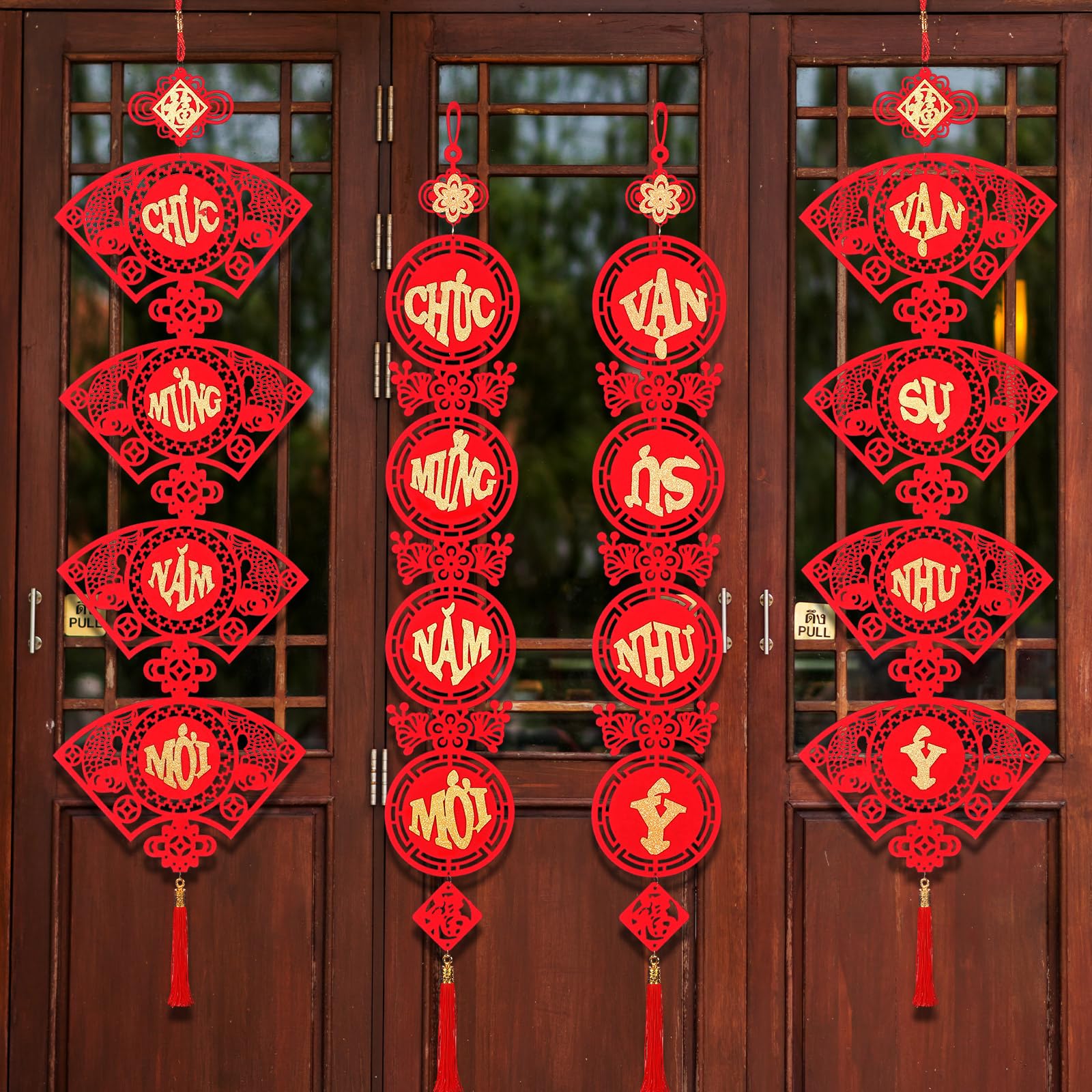 Photo 1 of Vercraft 2 Set Vietnamese New Year Red Hanging Couplets 2025 Vietnamese Lunar New Year Decorations Spring Festival Banner Traditional Vietnam Door Sign(Traditional)